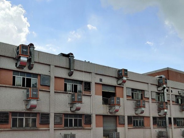 東莞環(huán)?？照{(diào)廠家.1.5KW環(huán)?？照{(diào).車間降溫設(shè)備