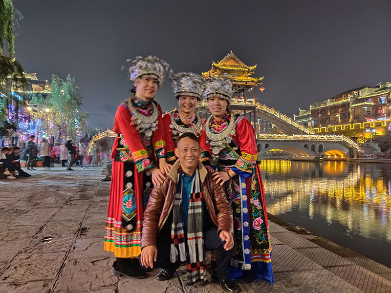 潤東方環(huán)保空調(diào)團(tuán)隊出游 潤東方環(huán)??照{(diào)團(tuán)隊出游
