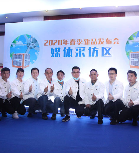 大型車間采用負(fù)壓風(fēng)機(jī)和環(huán)?？照{(diào)通風(fēng)降溫的特點(diǎn)